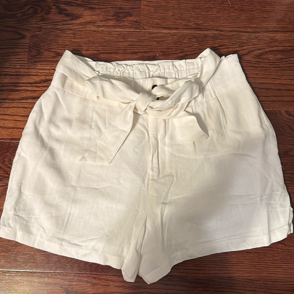 White Paperbag Tie Shorts from Pink Lily